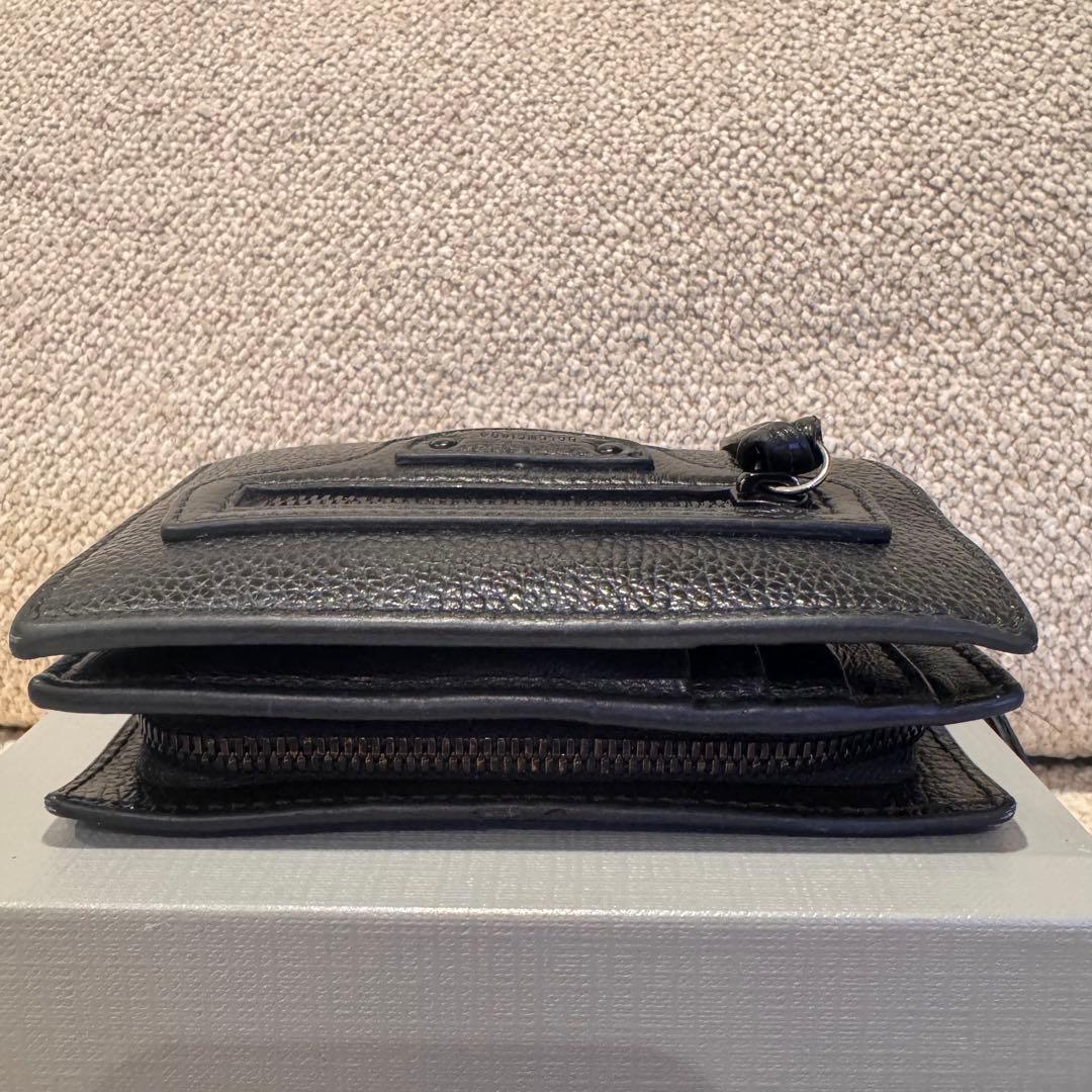 ●BALENCIAGA バレンシアガ 二つ折り財布 ネオ クラシック●