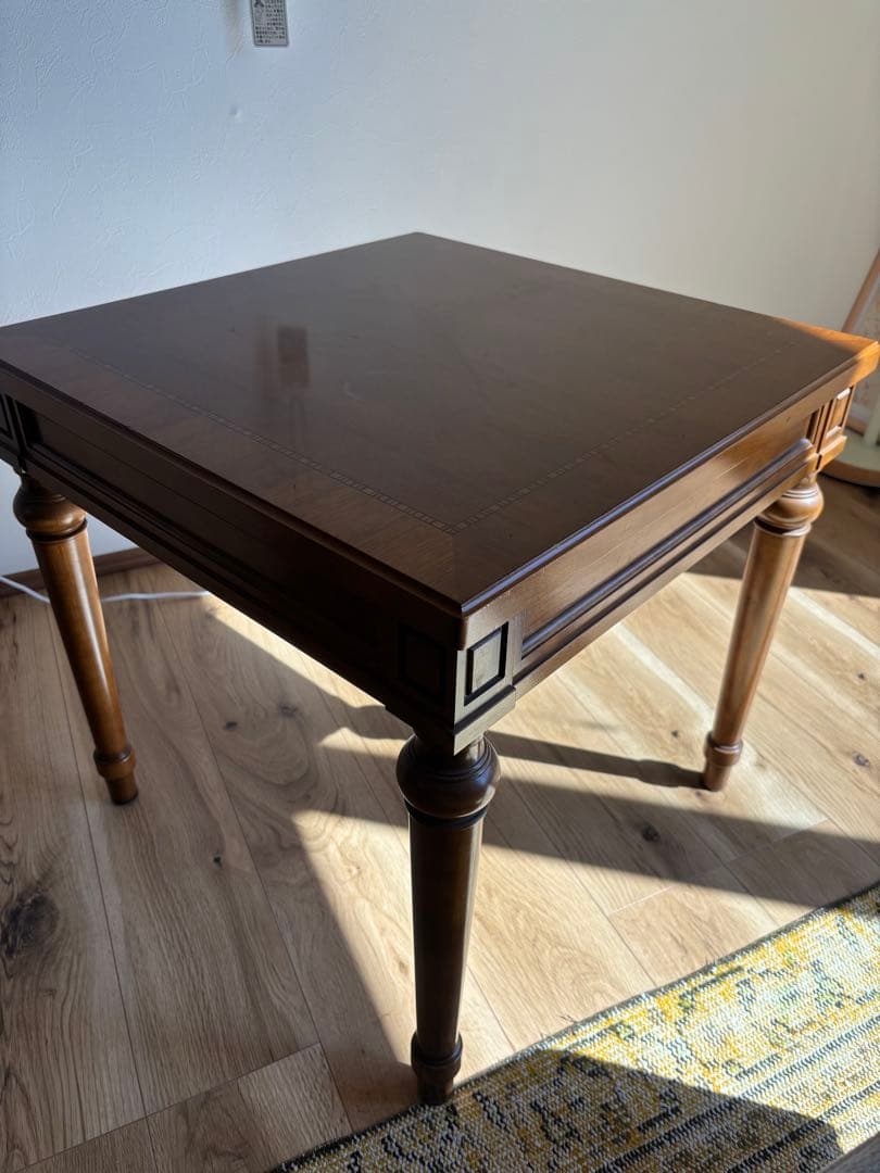 カリモク　サイドテーブル