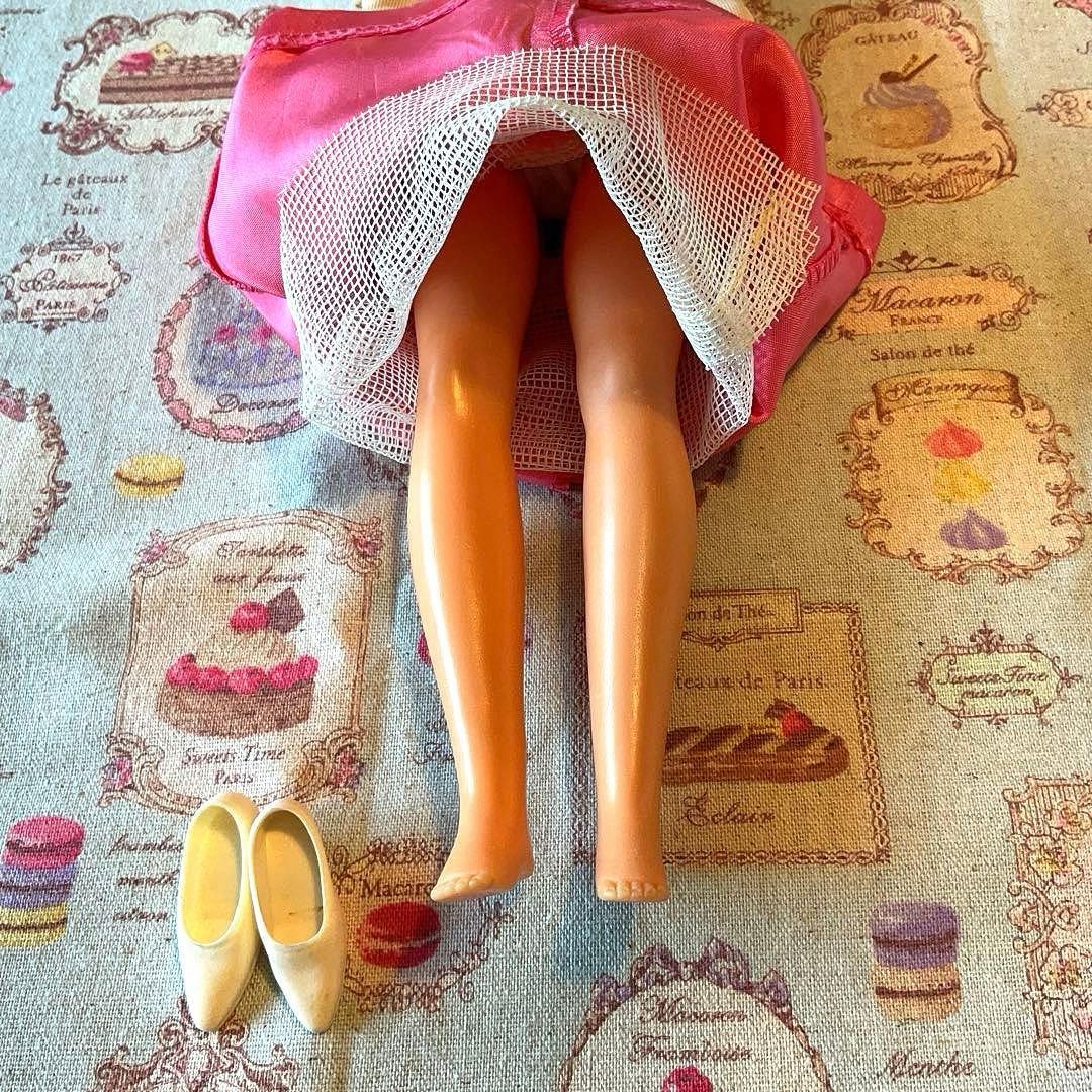 【レア】お団子ヘアのポーズンタミーちゃん(化粧箱&スタンド付き) ★ヴィンテージ