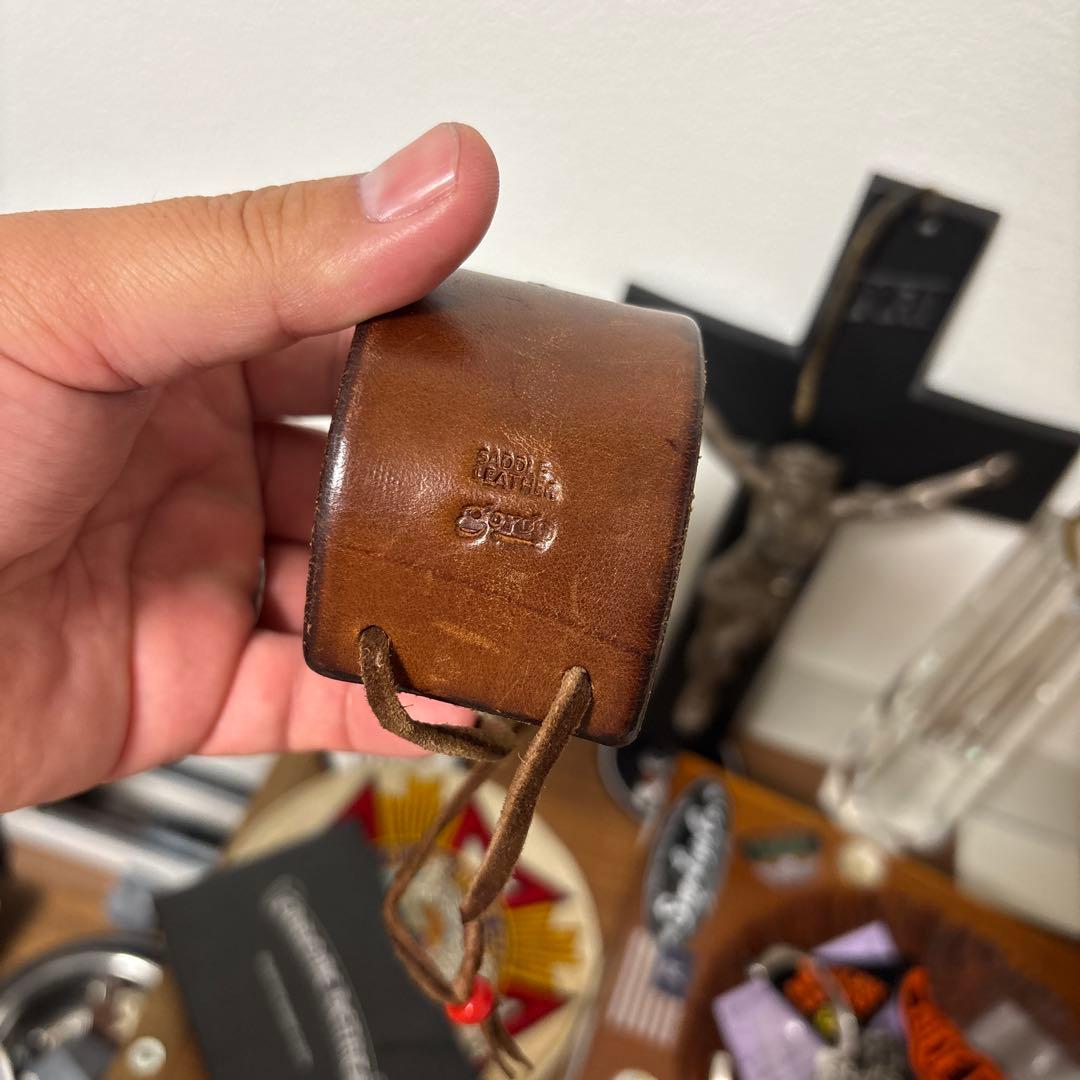 ゴローズ　金メタ付き革ブレス　赤茶