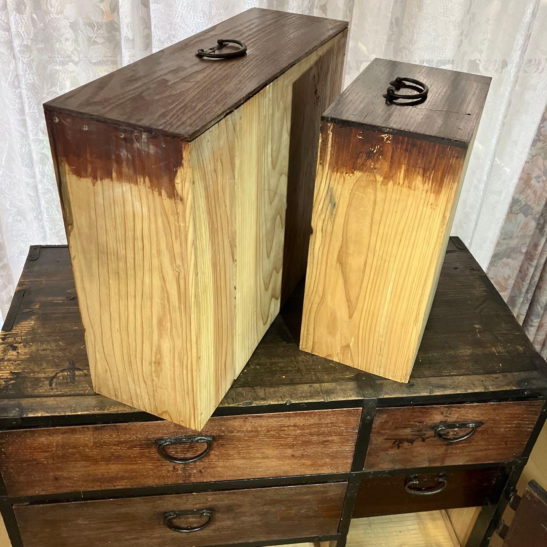 時代箪笥（高７２．５㌢、幅７５．５㌢、奥３８㌢／重２２㌕）