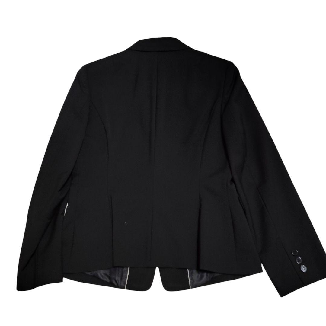 ブラックフォーマル23区 　44 2Ｌ〜3Ｌ フォーマル スーツ 美品 通勤