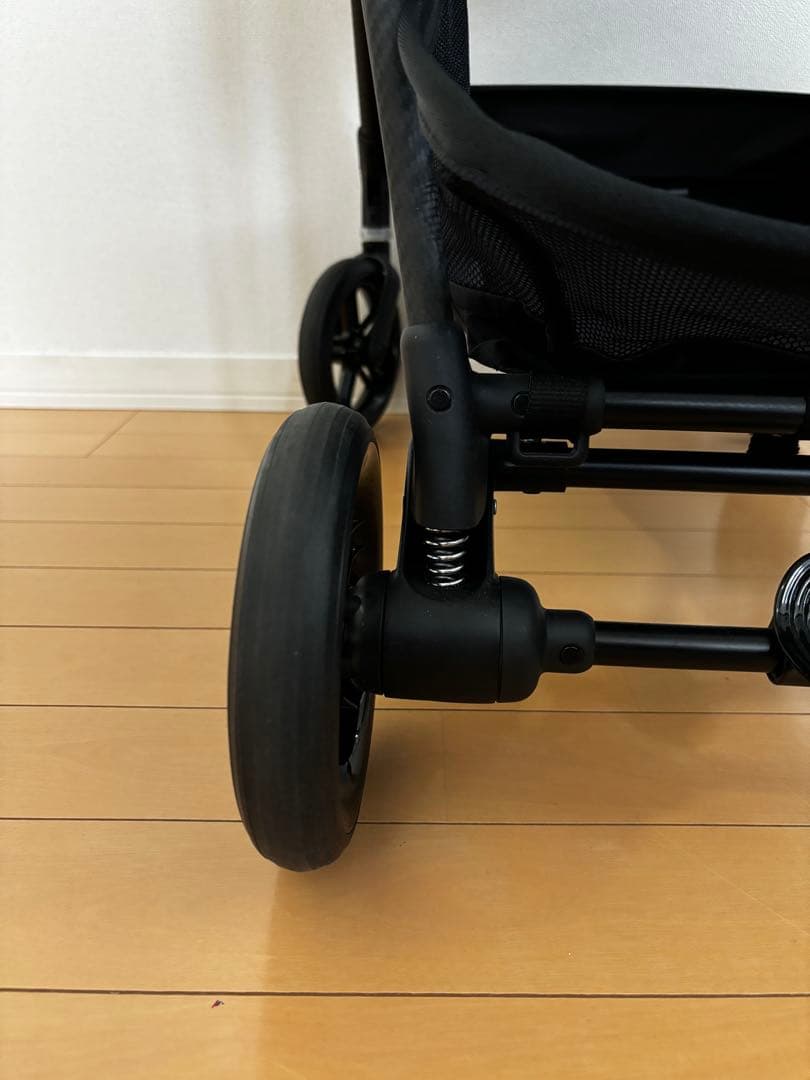 Cybex メリオカーボン白　2024年式