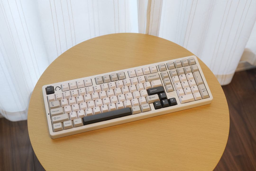 【極美品】YUNZII AL98 ホワイト