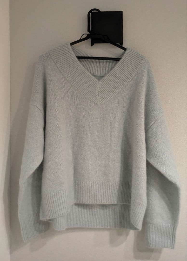 YAKワイドVネックニット★ブルー