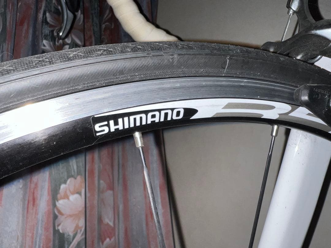 ロードバイク　キャノンデールアルミ製cannondale ultra caad9