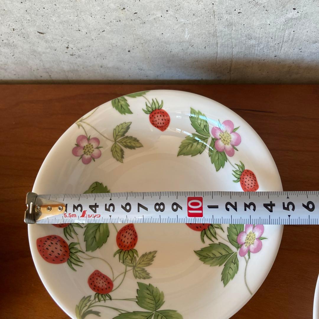 ★廃盤　希少★ ウエッジウッド プティ　ワイルドストロベリー　大きいあいちご