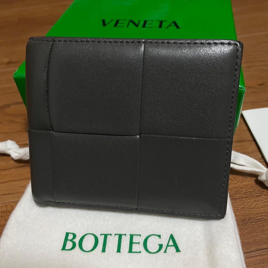 ボッテガヴェネタ カセット 折り財布 二つ折り グレー　札入れ