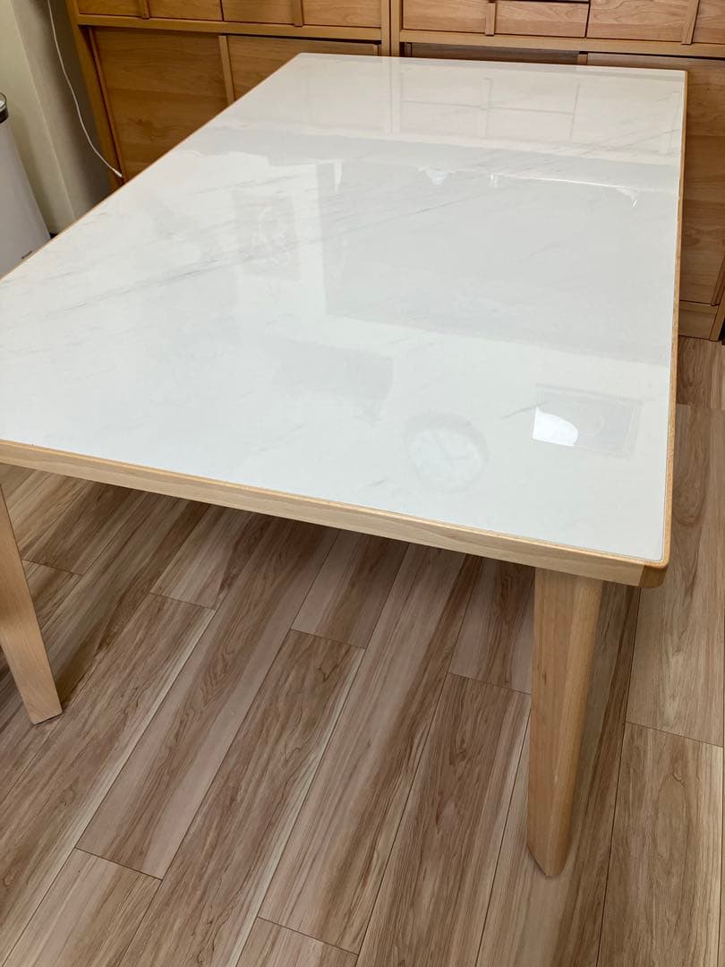 ☆ニトリ　セラミックトップダイニングテーブル　T-12★