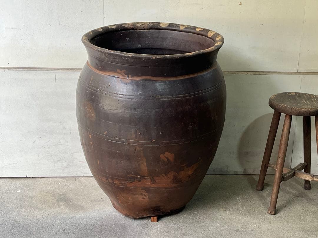 古い77cm唐津焼の甕 大甕 特大壺 水鉢 メダカ 睡蓮鉢