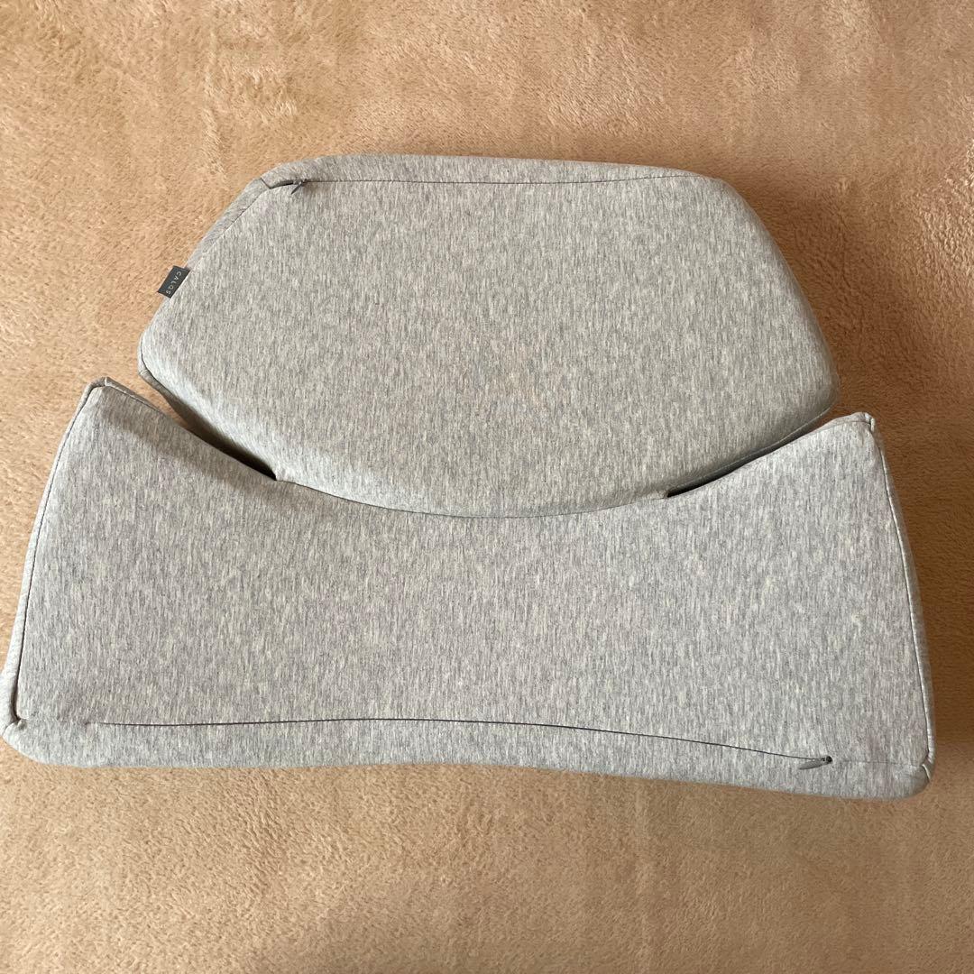 首と肩のことだけを考えたダブル枕 定価１３５００円＋送料