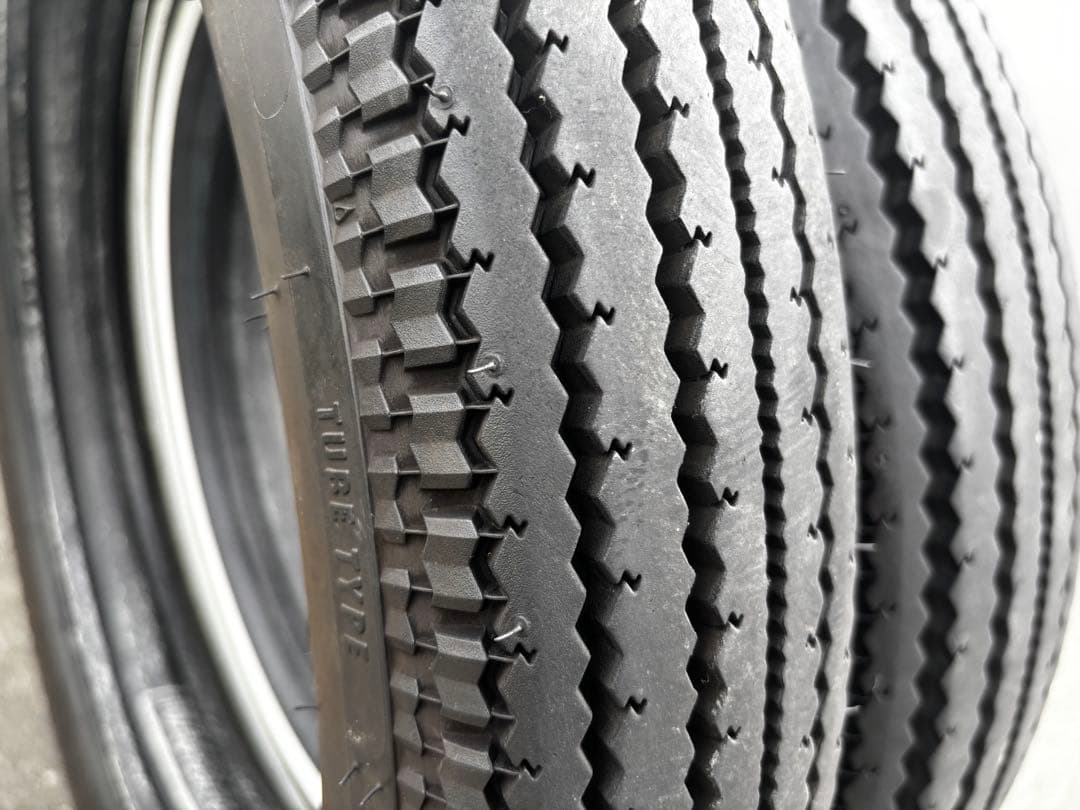 スポーツスター用　シンコー E270 前後二本セット