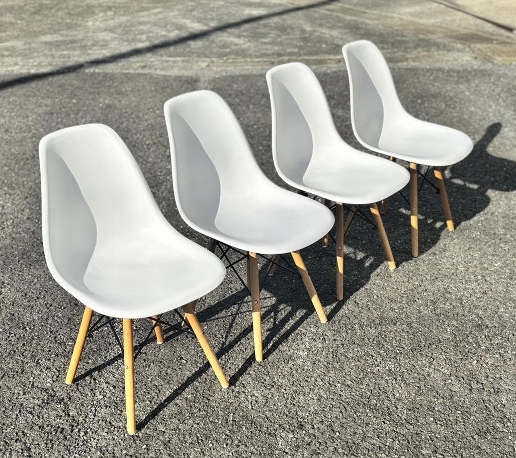 ☆引き取り限定☆ ダイニングチェア４脚 / シェルチェア / ホワイト