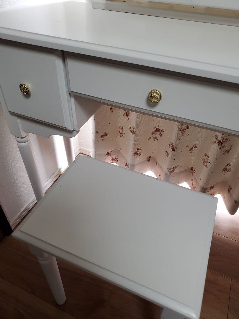 白姫系ドレッサー&スツール