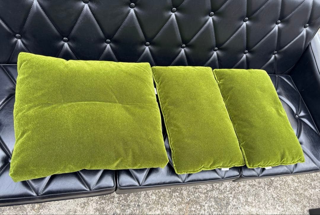 カリモク60 ロビークッション モケットグリーン 3個セット