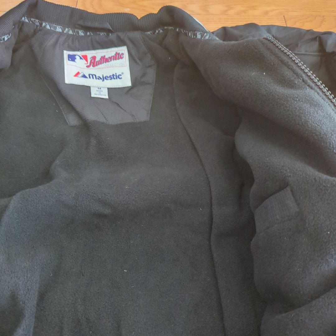 新品未着用　シカゴホワイトソックス　スタジャン、キャップ２点セット