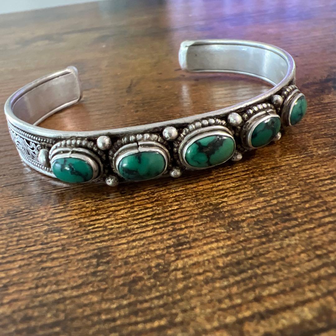 ターコイズストーン シルバー バングル