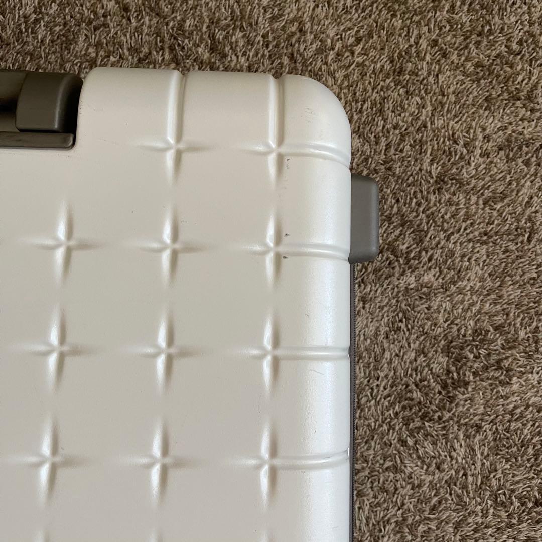 スーツケース　プロテカ　85L ウォームグレイ