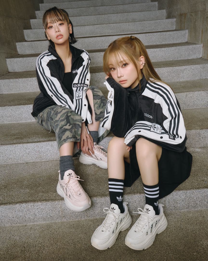 adidas W ADIBREAK VELOUR TT 重盛 上下 セット
