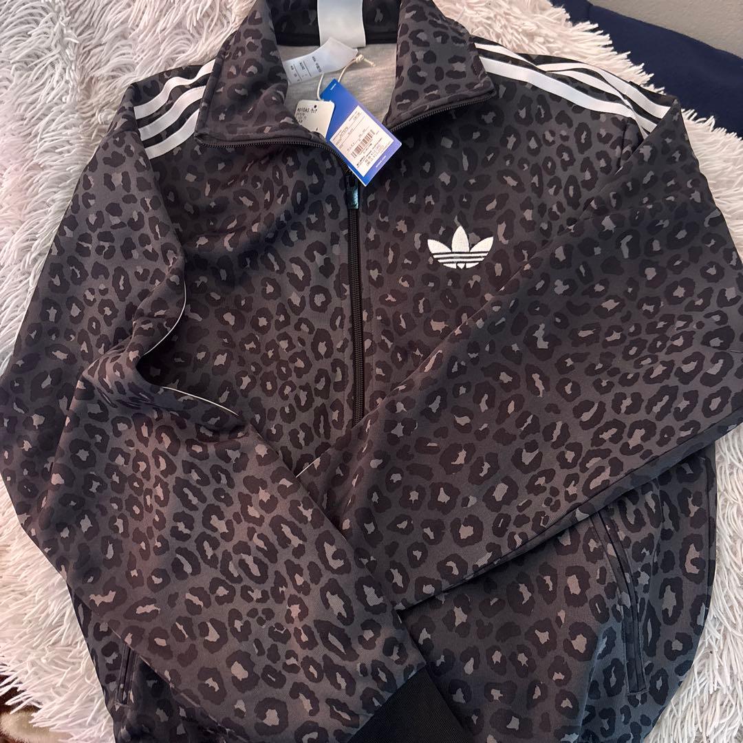adidas ABCマート限定 レオパード柄トラックジャケット