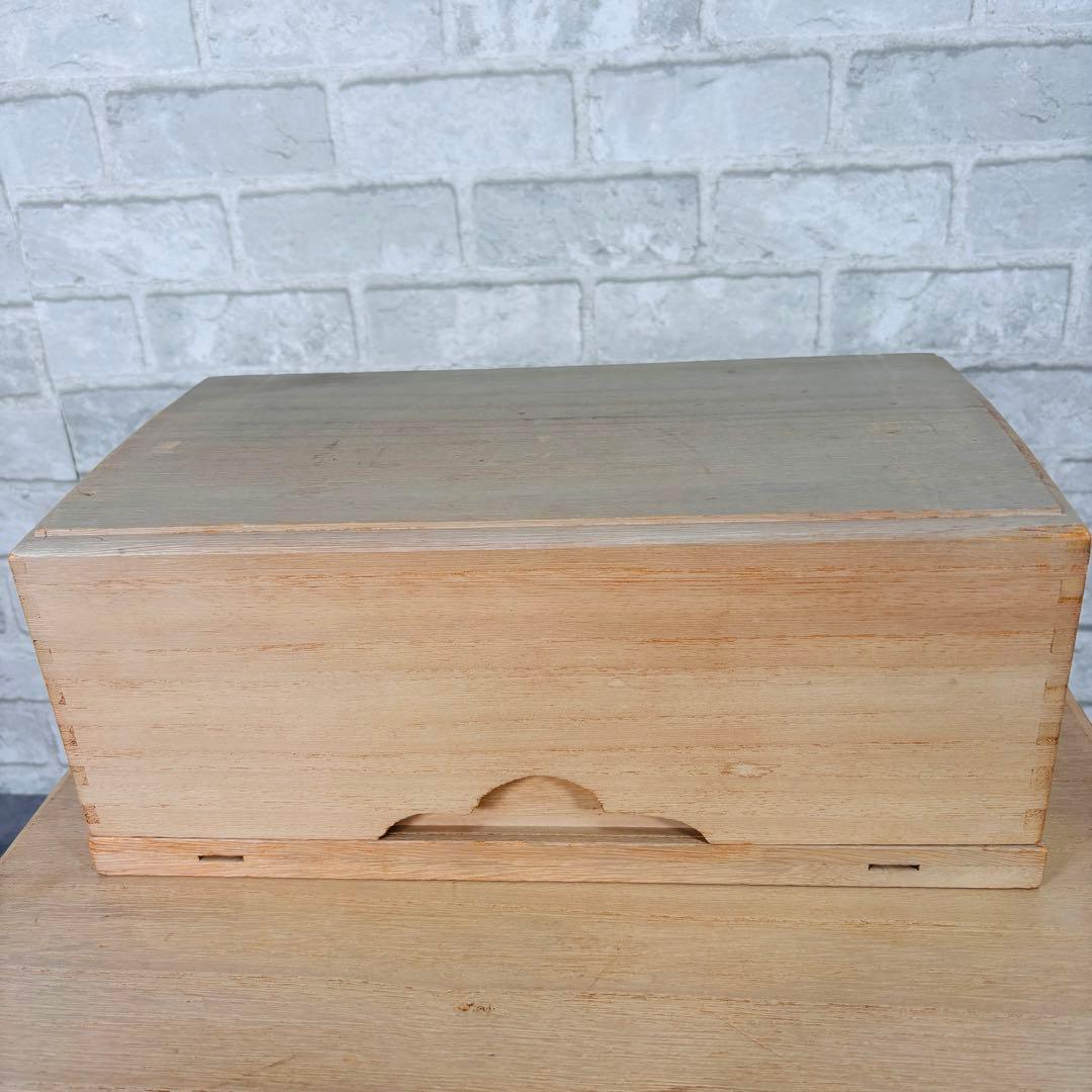 蛤碁石　雪印 35号　181個　那智黒　194個　欅碁笥