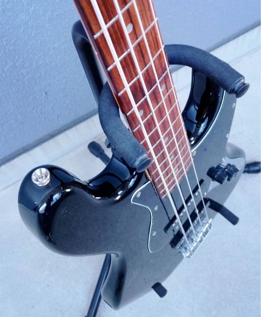 ベース Squier by Fender JAZZ BASS