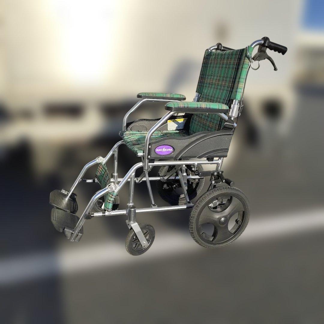 折りたたみ式緑のチェック柄介助用車椅子 程度良品