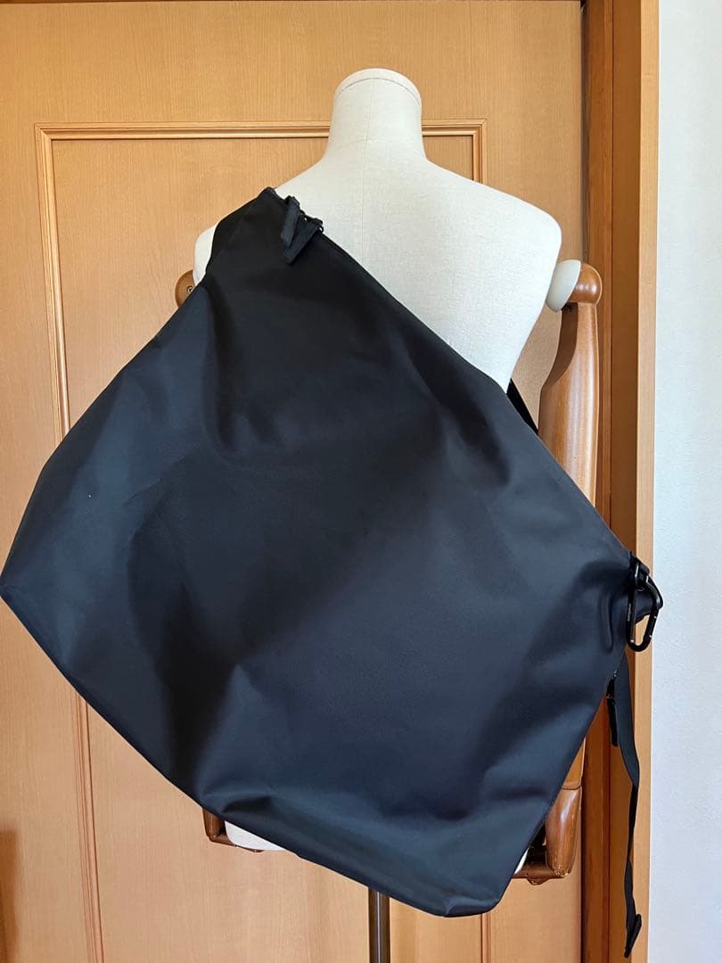 完売 meltum NYLON MESSENGER BAG新品未使用 BLACK