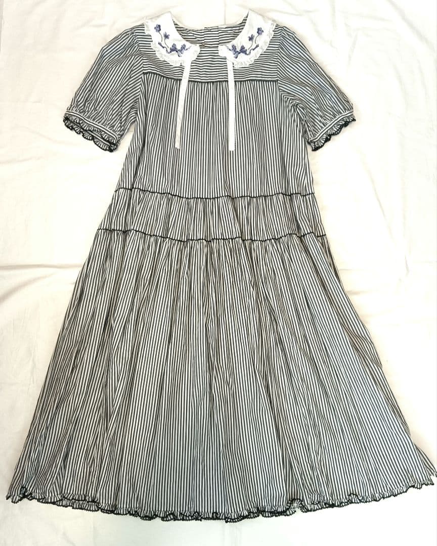 ピンクハウス　半袖ストライプワンピース