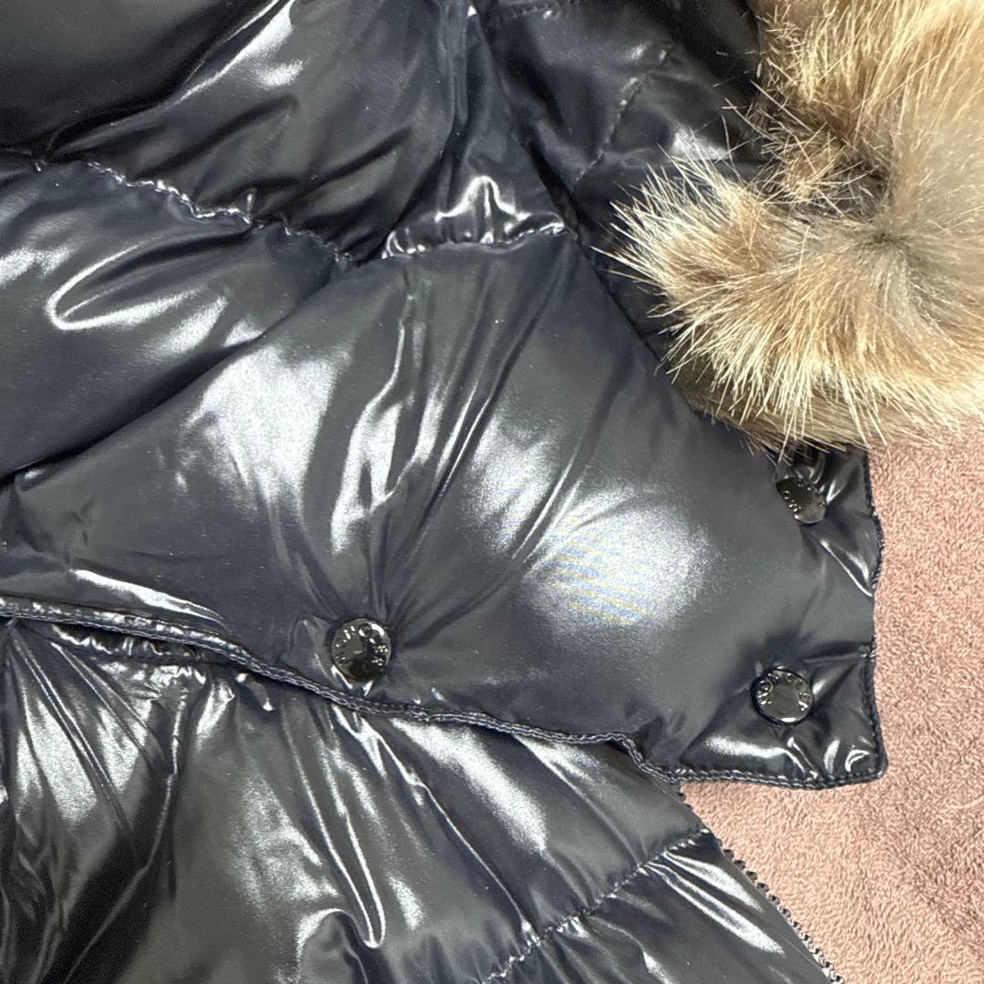 MONCLER ブラックファー付きダウンベスト　サイズ　2