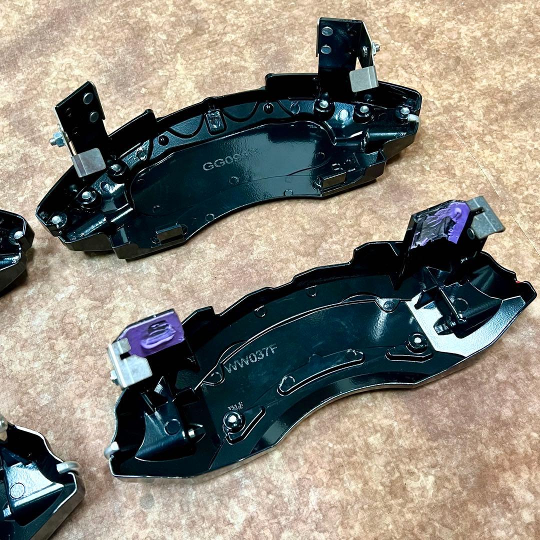 レクサスLBX AWD ブレーキキャリパーカバー