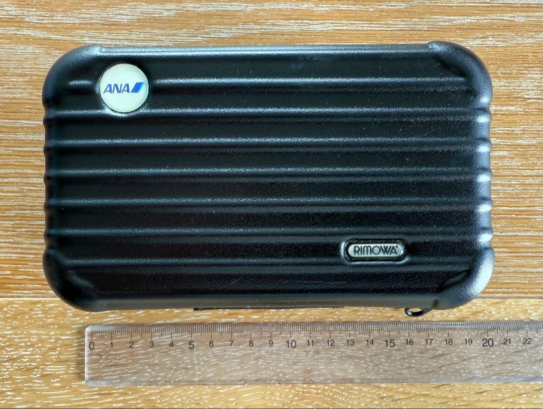 RIMOWAトラベルポーチ ANAロゴ (ブラック)
