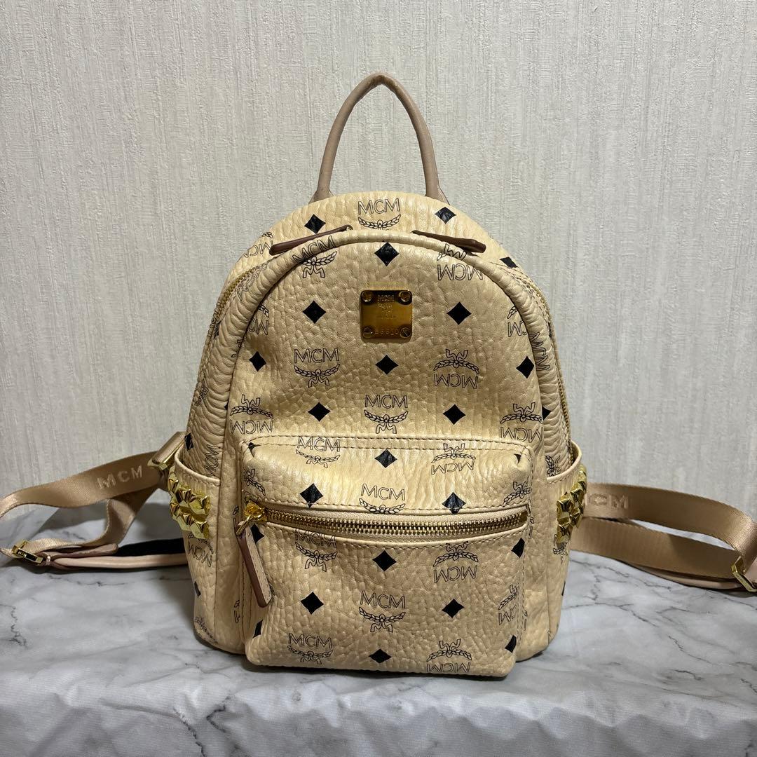 MCM エムシーエム ヴィセトス リュックサック デイパック　ベージュ　ゴールド