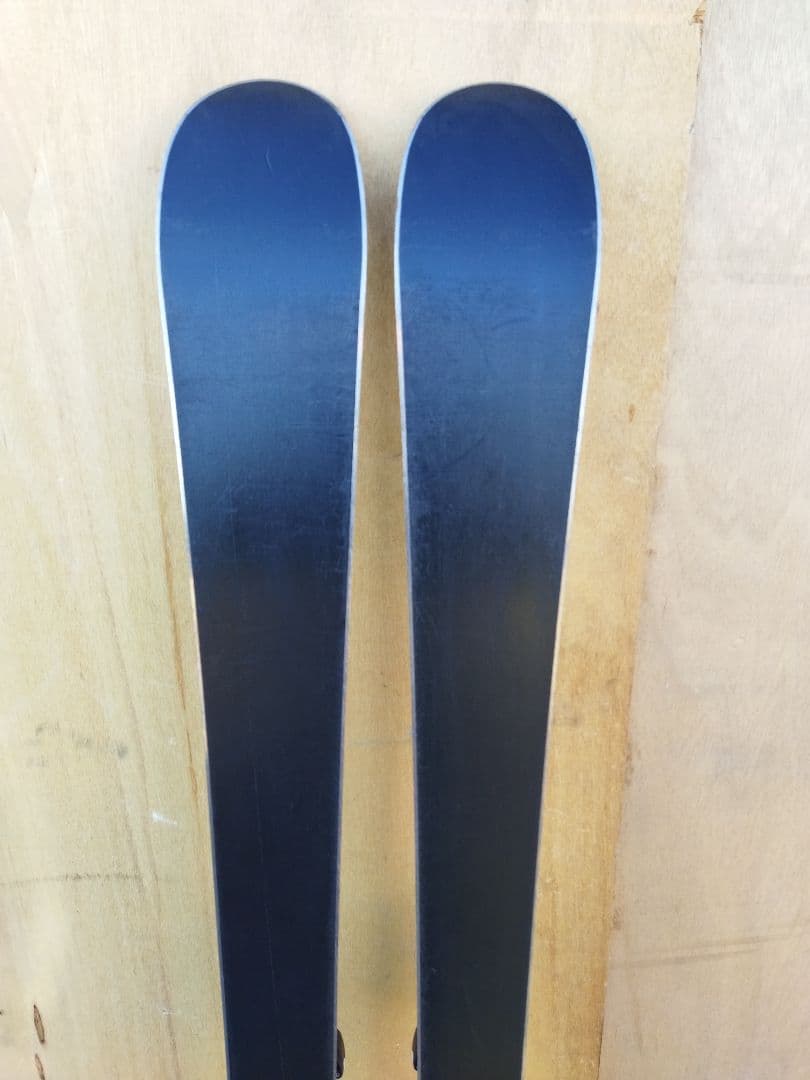 エラン 　ELAN スキー　板 MORPHEO PRO 140 赤・黒・白