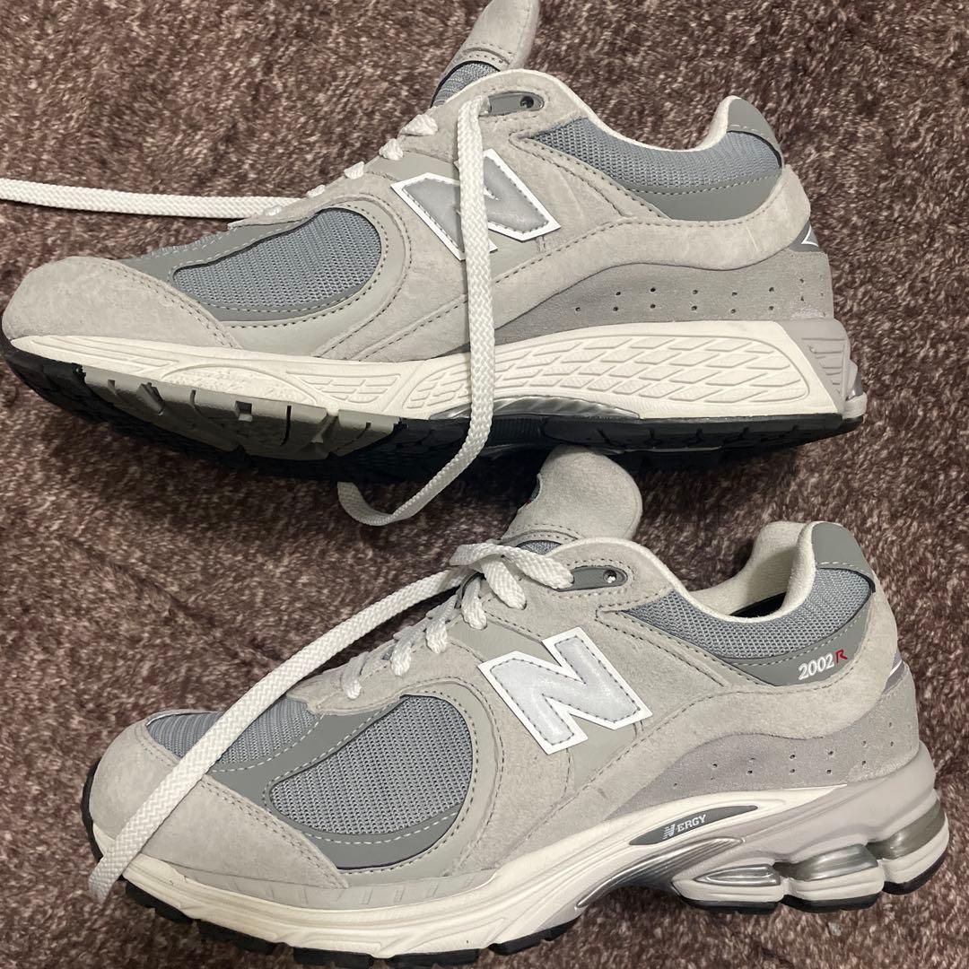 ニューバランススニーカー2002rゴアテックス