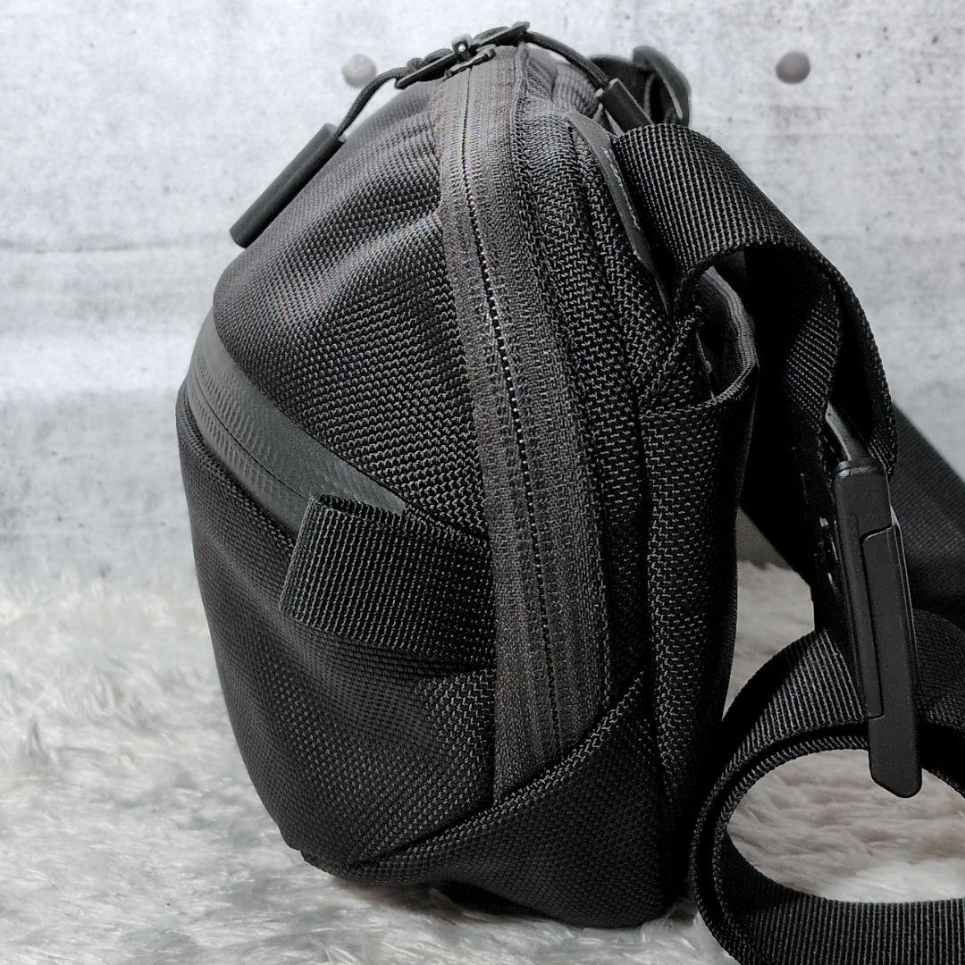 【極美品 現行】Aer Day Sling 3　ボディバッグ　ブラック