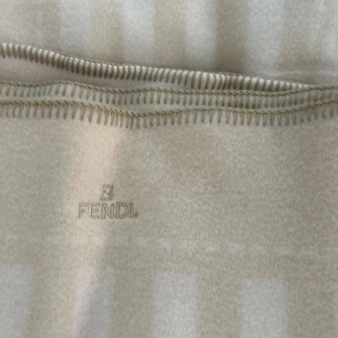 新品未使用　2枚セットFENDI ベージュストライプブランケット