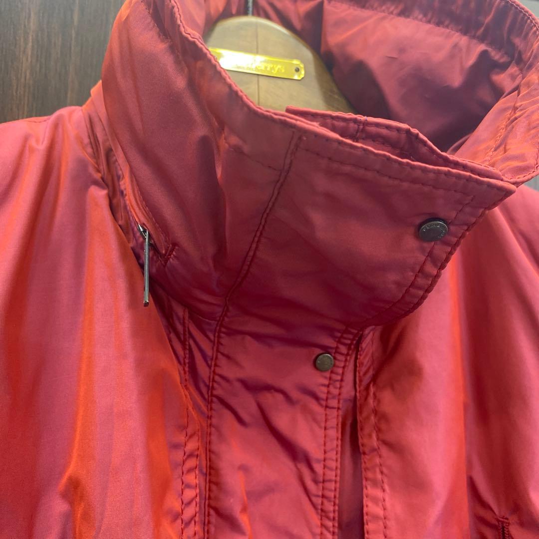 Burberry 光沢ナイロンコート　ミドル丈　40 レッド　1度着用
