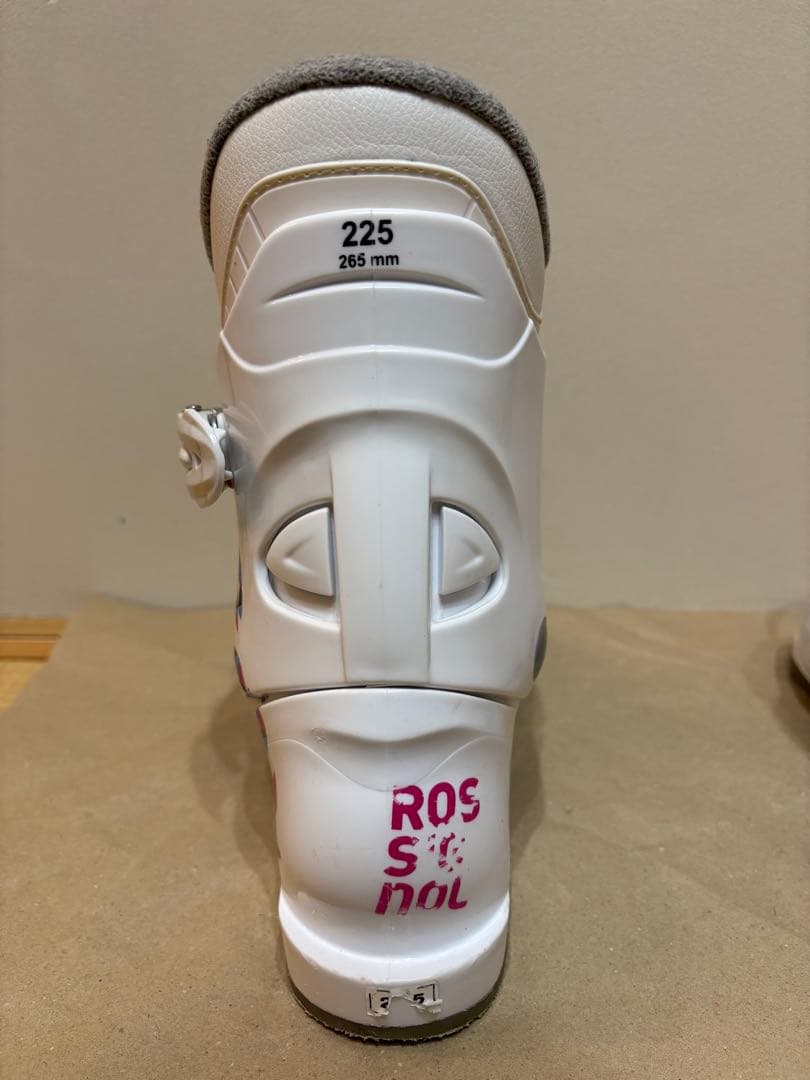 110cm ガールズジュニアスキー4点セット板、ビンディング、ブーツ、ストック付