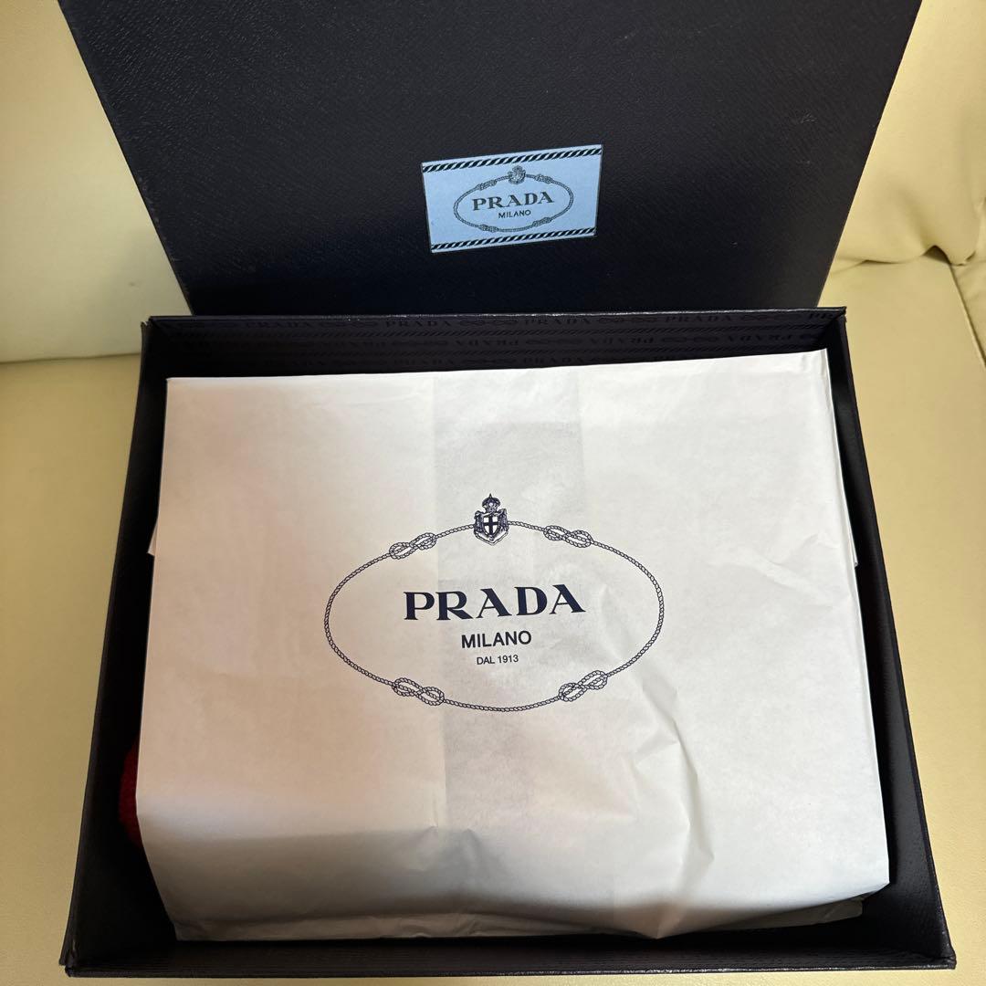 PRADA カシミアマフラー