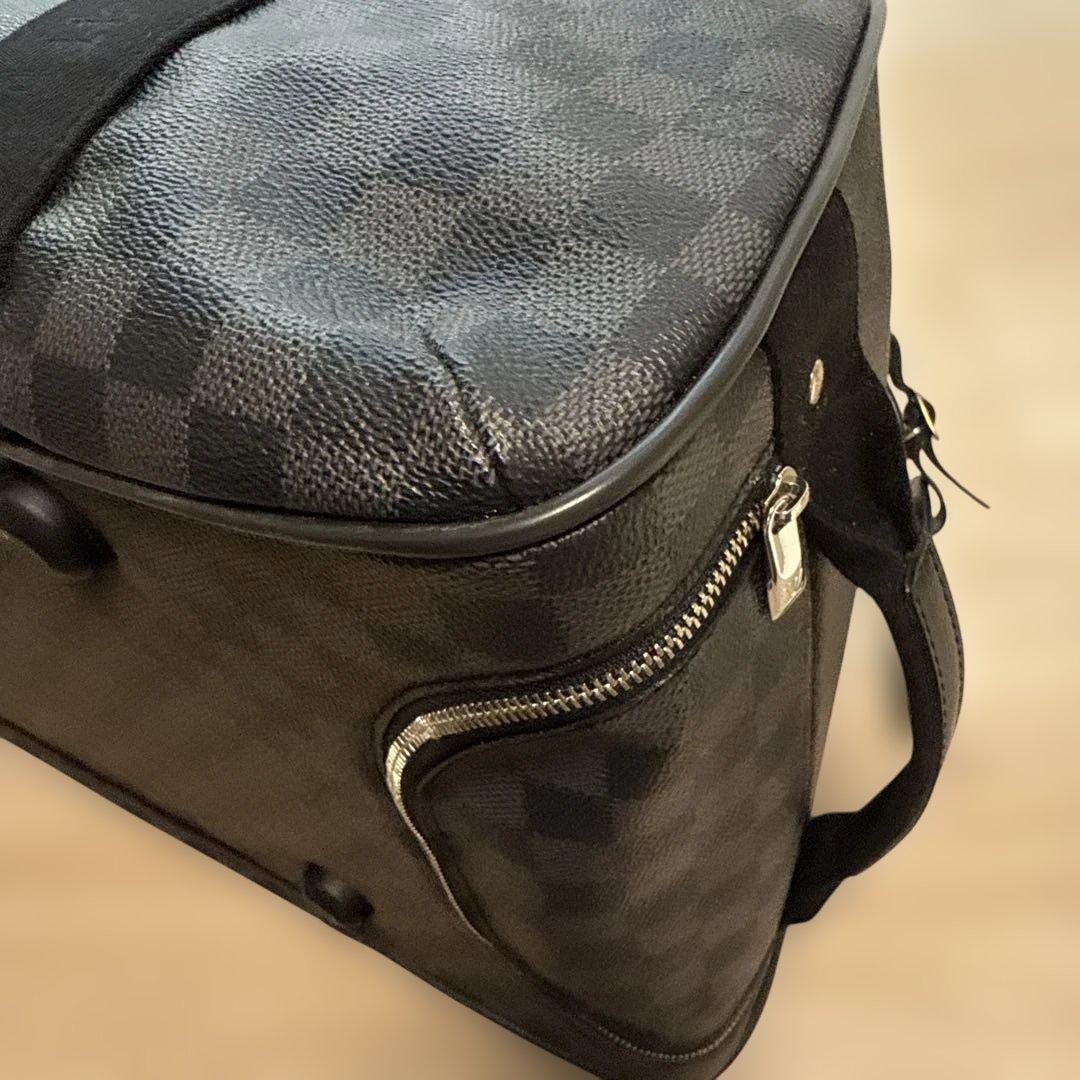 Louis Vuitton ダミエグラフィット キャリーケース