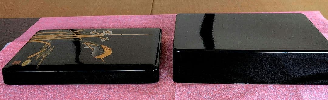 東橋の作品　「本蒔絵漆器」　「金蒔絵（かなまきえ）」文箱　「美術工芸」社