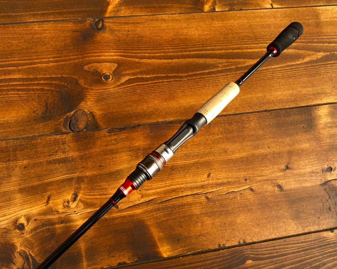 2ピーススピニングロッド 超軽量　カーボンロッド　バスロッド　バス釣り　2way