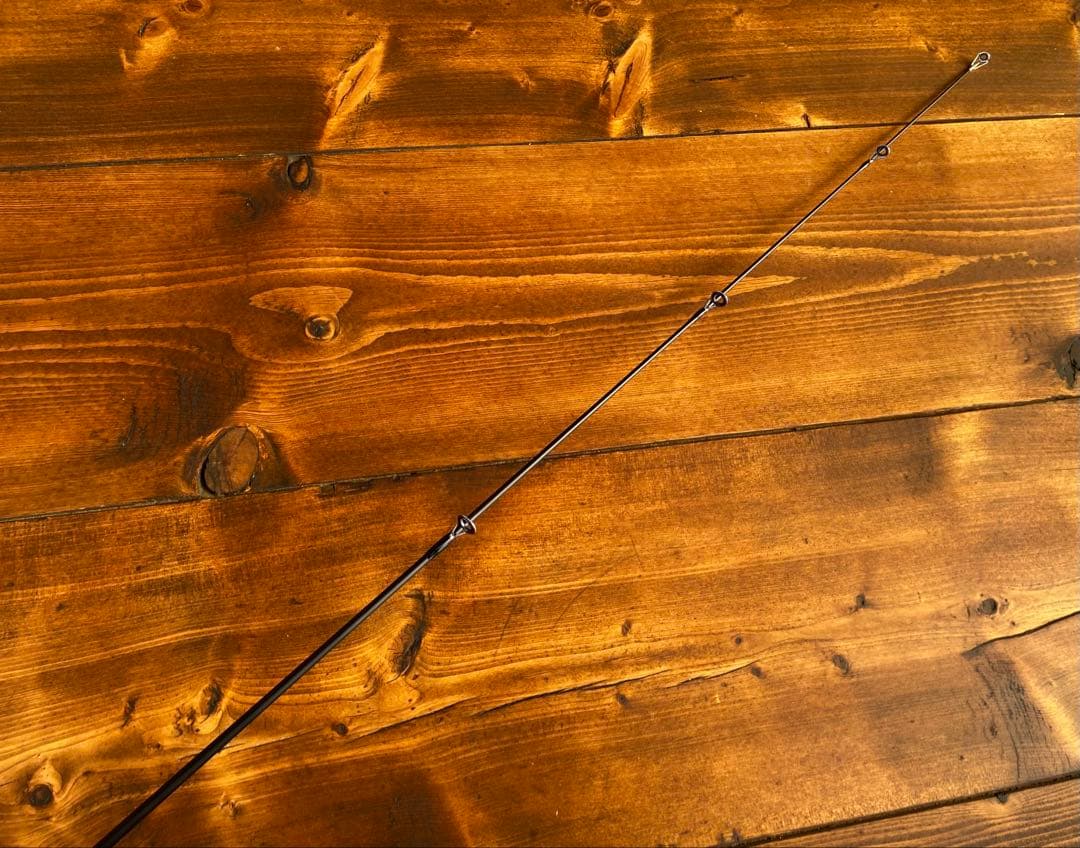 2ピーススピニングロッド 超軽量　カーボンロッド　バスロッド　バス釣り　2way