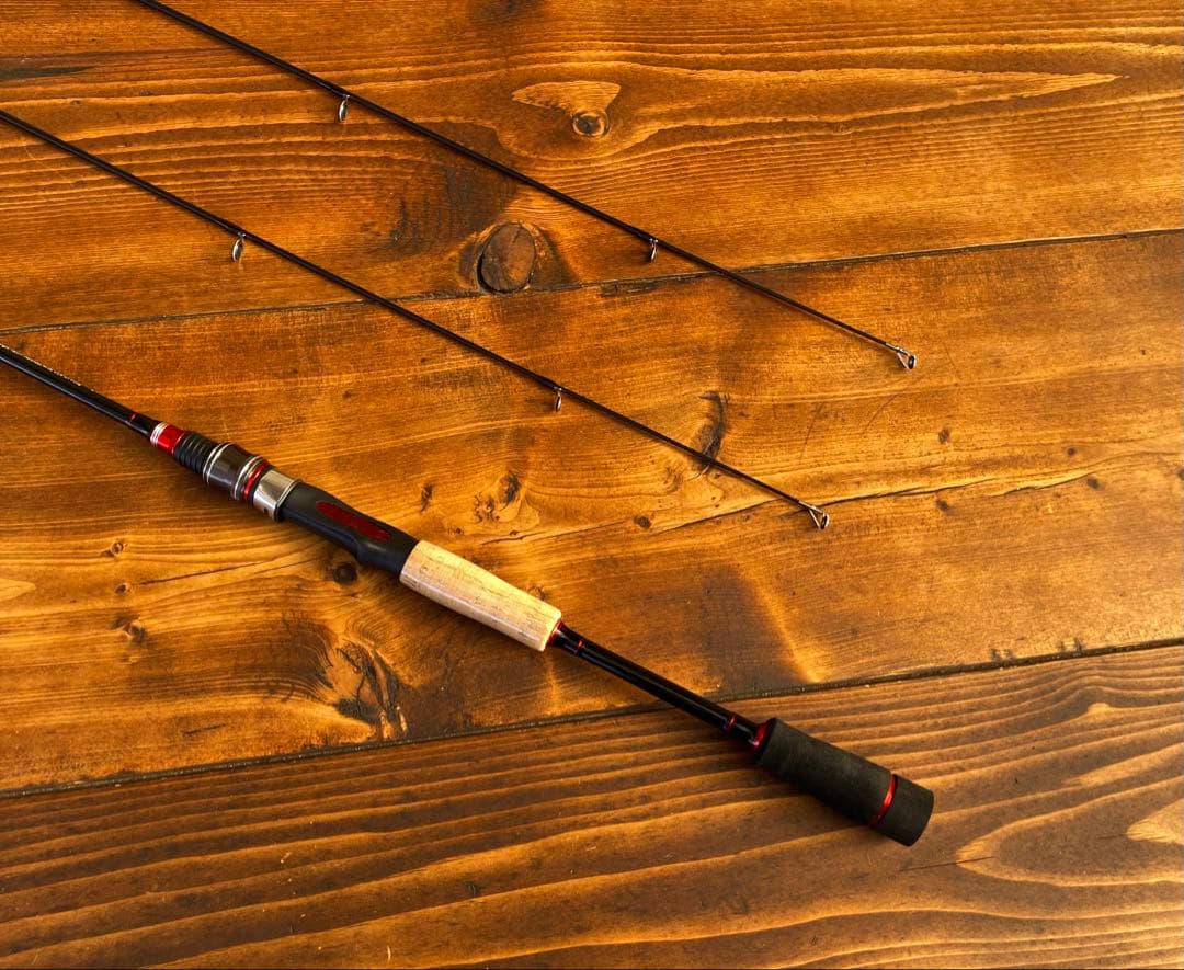 2ピーススピニングロッド 超軽量　カーボンロッド　バスロッド　バス釣り　2way