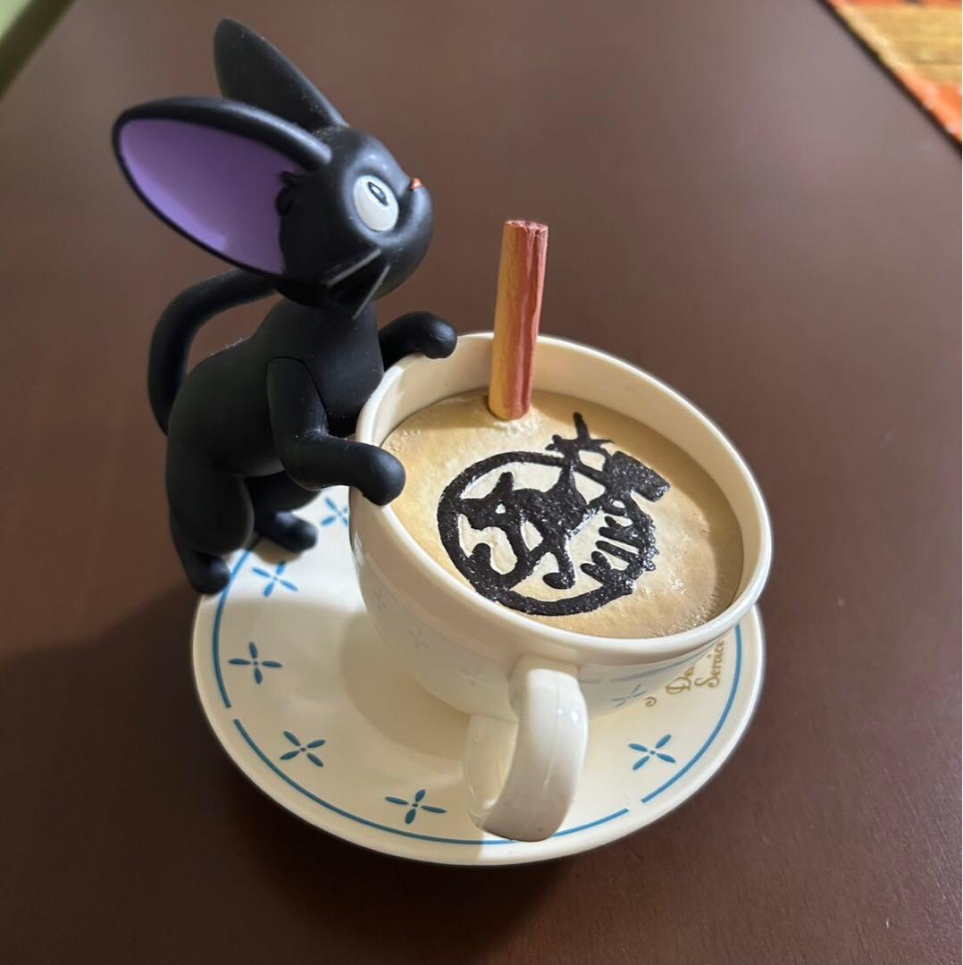 希少　魔女の宅急便 ジジ ティーカップ型小物入れ カプチーノアート