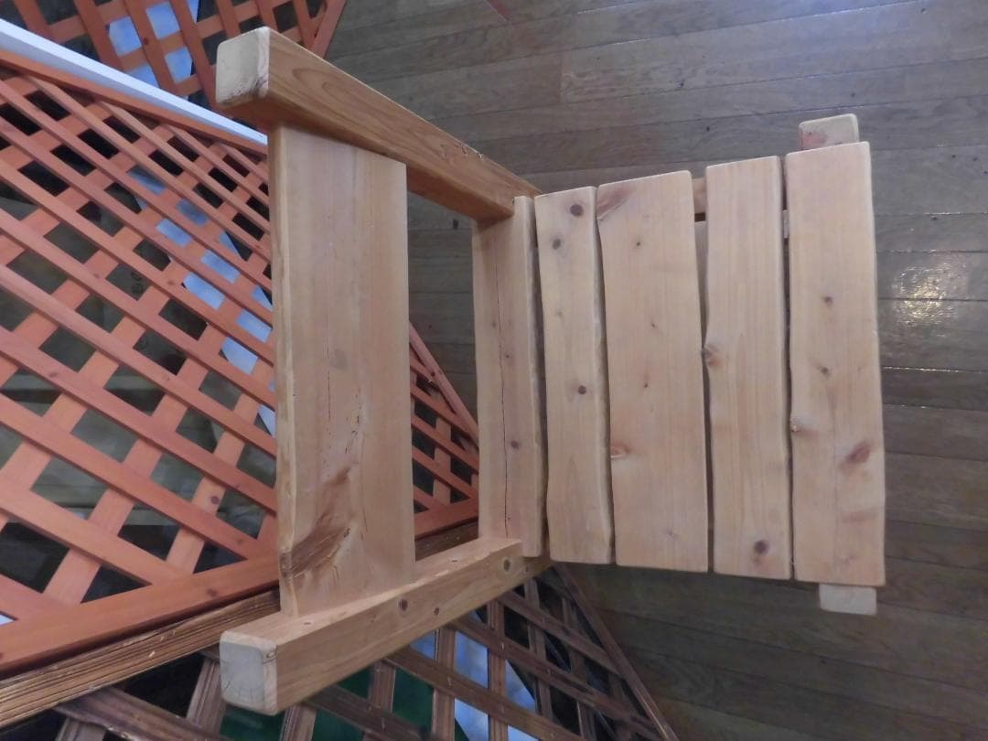 天然木無垢材ログチェア　野趣味あふれるログハウス風パーソナルチェア　ログハウス風