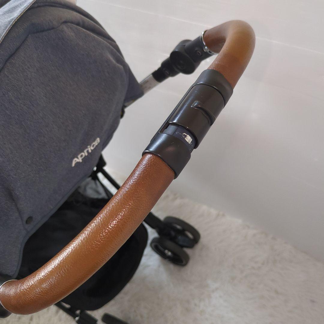 【美品】アップリカ ラクーナビッテクッション ベビーカー aprica 限定