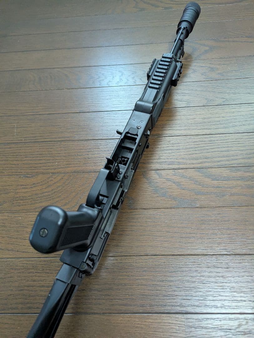 東京マルイ　次世代電動ガン　AK102