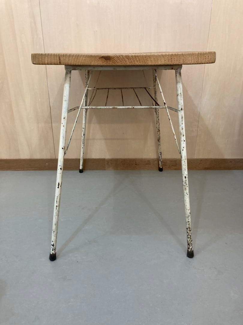 古道具のテーブル